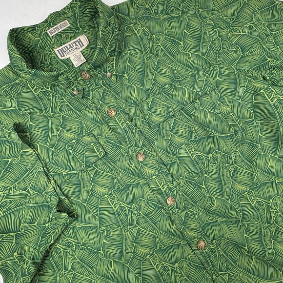 Duluth Trading Co Untucked Mens 2XL Button Down Shirt Floral Palm Vented EUC - Picture 1 of 10